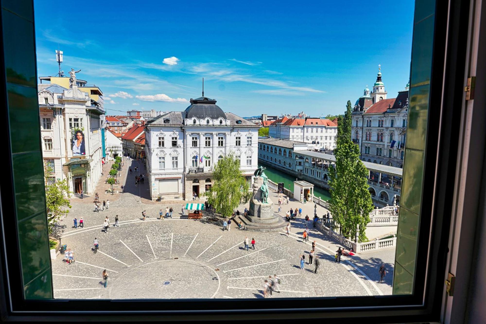 Poet Apartment Ljubljana Ngoại thất bức ảnh